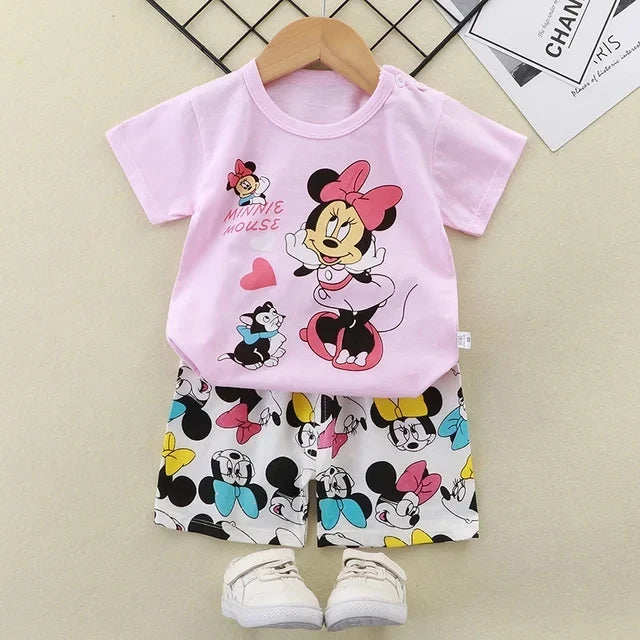 Donald Duck Cartoon 2-Piece Boys Summer Tracksuit Casual Kids Clothing Set with T-shirt And Shorts for Children 1-4 Year Old